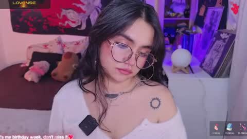 Lilith  online show from August 18, 2:39 am