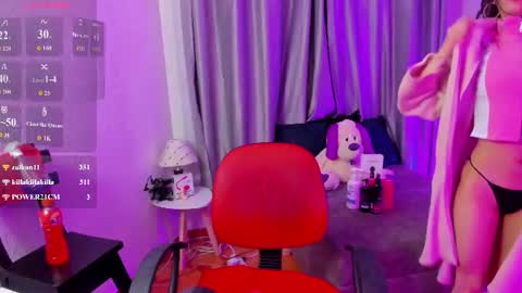 tiinajonus_ online show from August 4, 9:28 am