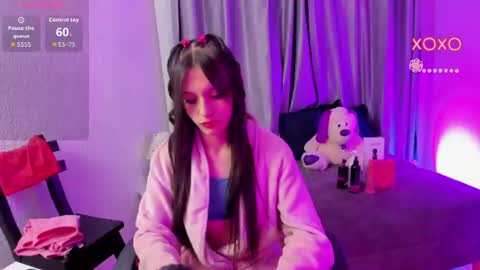 tiinajonus_ online show from August 6, 6:45 am