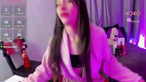 tiinajonus_ online show from August 7, 8:36 am