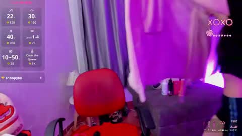 tiinajonus_ online show from August 11, 4:25 am