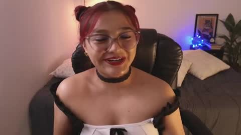 Tila Tequila online show from June 20, 10:21 pm
