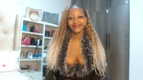 Tilly online show from August 9, 12:39 pm