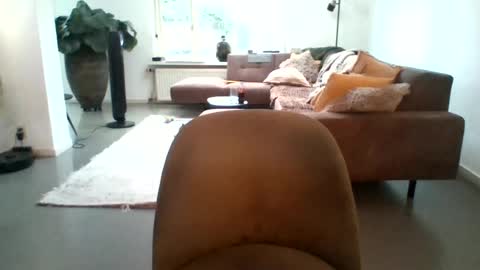 times20 online show from July 22, 5:32 am