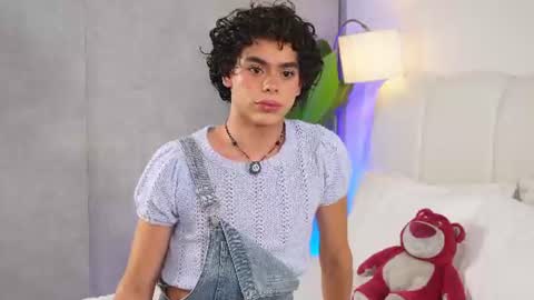 Timmy Shy  online show from August 14, 12:14 am