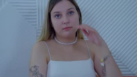 TinaBurton online show from August 4, 1:13 am