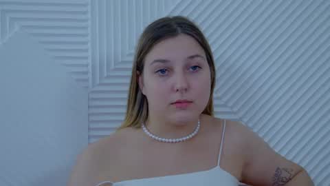 TinaBurton online show from August 4, 2:19 am