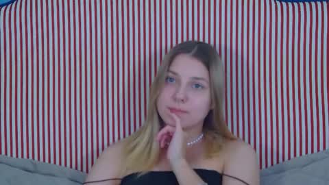 TinaBurton online show from August 5, 7:12 pm