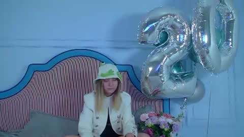 TinaBurton online show from August 5, 10:19 pm