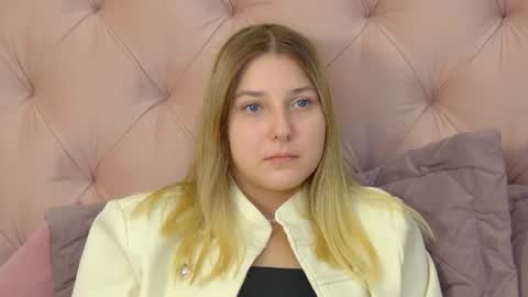 TinaBurton online show from August 6, 6:07 pm