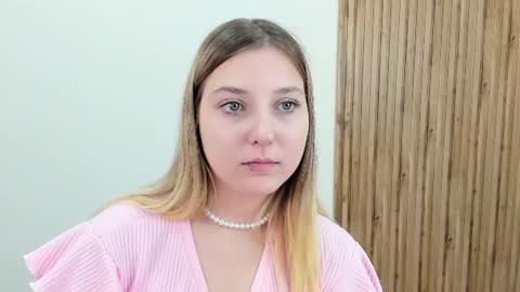 TinaBurton online show from August 9, 6:31 pm