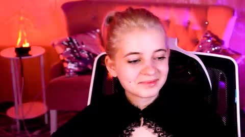 Tina Davil online show from August 11, 7:49 pm