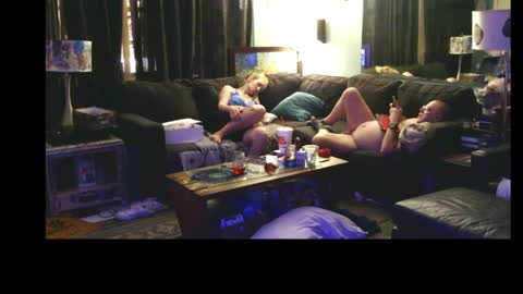 tinalover4u2 online show from May 13, 11:10 am