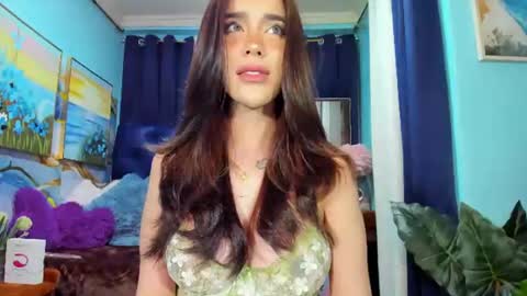 Tina Valentine online show from September 5, 2:55 pm