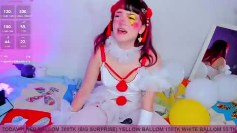 Emmy M online show from August 3, 7:04 am