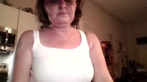 tinyassbossymilf online show from July 17, 1:05 am