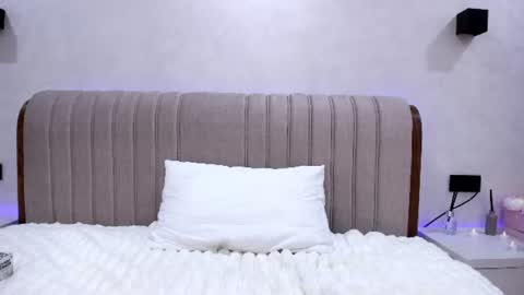 TinyKim online show from August 9, 10:44 pm