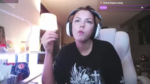 stage Kylie Sinner real Teaghan Gosley brand CLITBAIT online show from August 12, 5:21 am