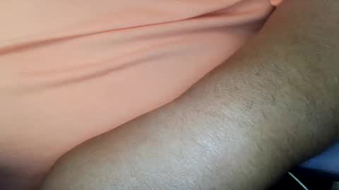 tinypecker6 online show from May 26, 5:03 pm