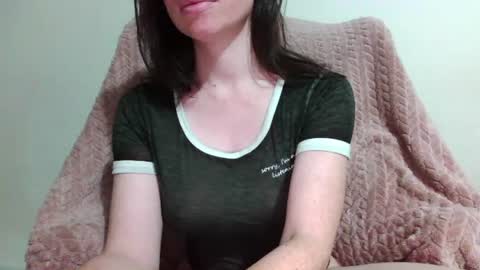 TinyyTina online show from August 5, 9:29 am