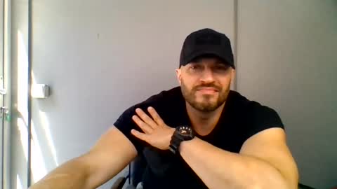 titan_heart online show from July 16, 11:00 am