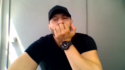 titan_heart online show from July 24, 11:35 am