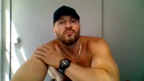 titan_heart online show from July 28, 11:16 am
