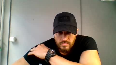 titan_heart online show from July 30, 10:11 am