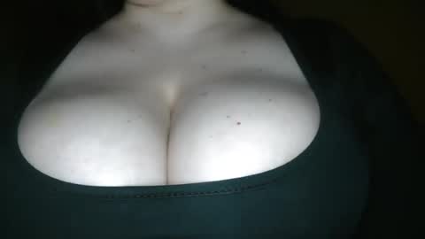 titsmcgeee123 online show from August 6, 12:20 am