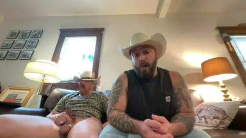 TJ and Dustin online show from August 6, 10:20 pm