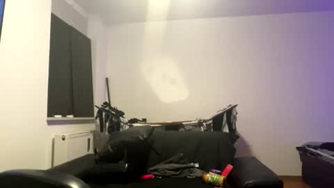 Tobias online show from April 15, 1:56 am