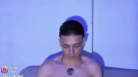 tobiassmith69 online show from May 28, 4:43 pm