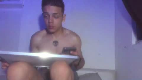 tobiassmith69 online show from July 4, 8:05 am