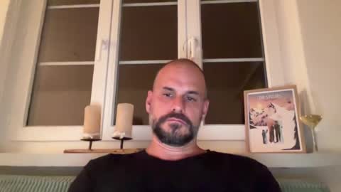 zurichcouple online show from August 8, 10:10 pm