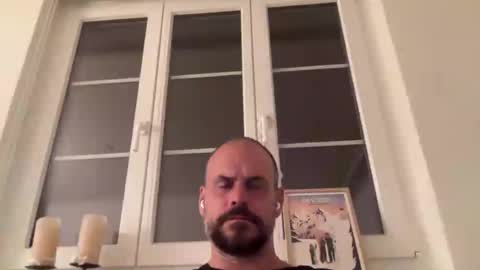 zurichcouple online show from August 14, 11:52 pm