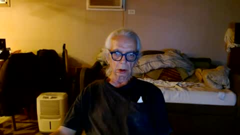 tom112292014 online show from August 6, 2:10 am