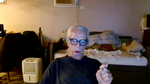 tom112292014 online show from August 6, 12:48 pm