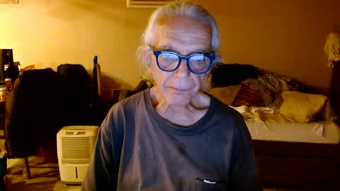 tom112292014 online show from August 11, 12:45 am