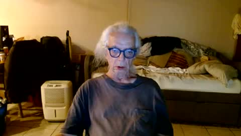 tom112292014 online show from August 12, 3:20 am