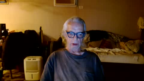 tom112292014 online show from August 13, 9:56 am