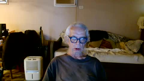 tom112292014 online show from August 13, 12:08 pm