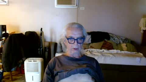 tom112292014 online show from August 13, 5:05 pm