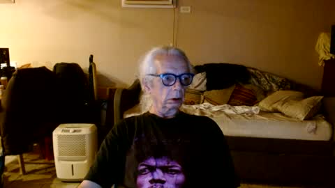 tom112292014 online show from August 15, 1:31 am