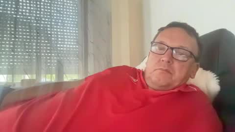 tom6644 online show from July 22, 6:32 pm