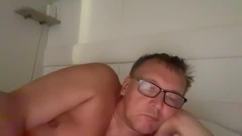 tom6644 online show from August 13, 9:34 am
