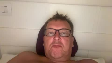 tom6644 online show from August 13, 5:49 pm