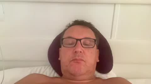 tom6644 online show from August 15, 10:30 am