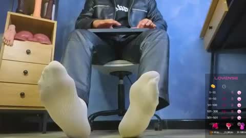 Tomas Andres online show from August 14, 1:48 pm