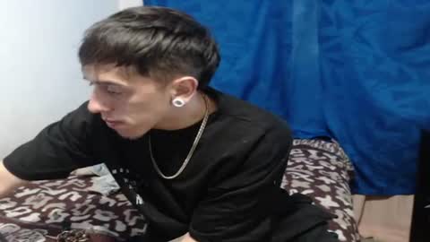 tomas_turbado_ online show from August 7, 2:00 am