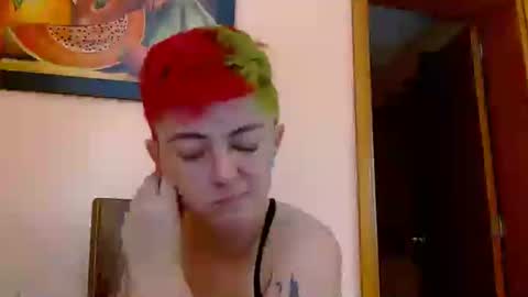 Blue online show from August 11, 8:22 pm